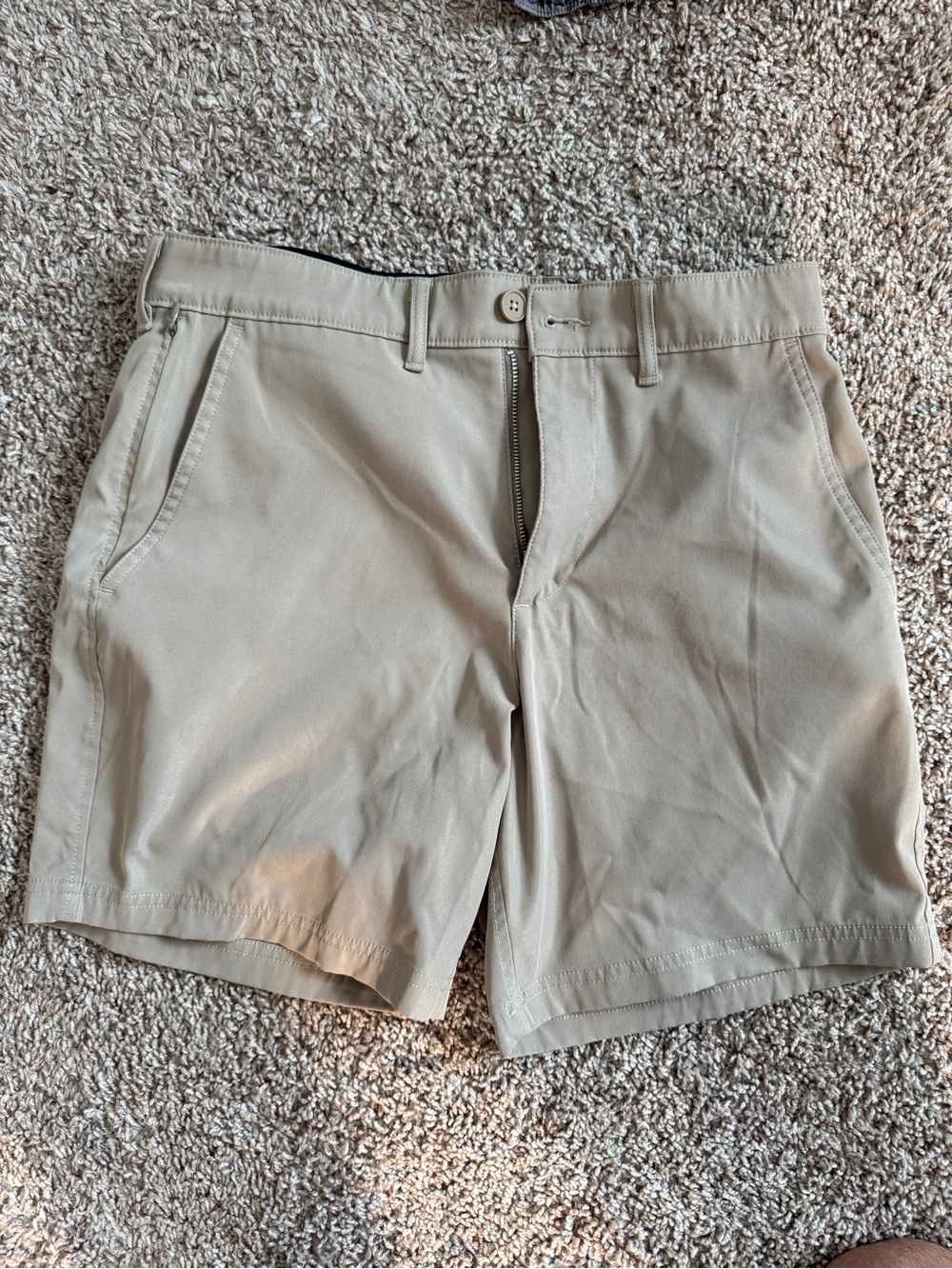 Abercrombie & Fitch Men's Flat-Front Chino Shorts in Khaki
